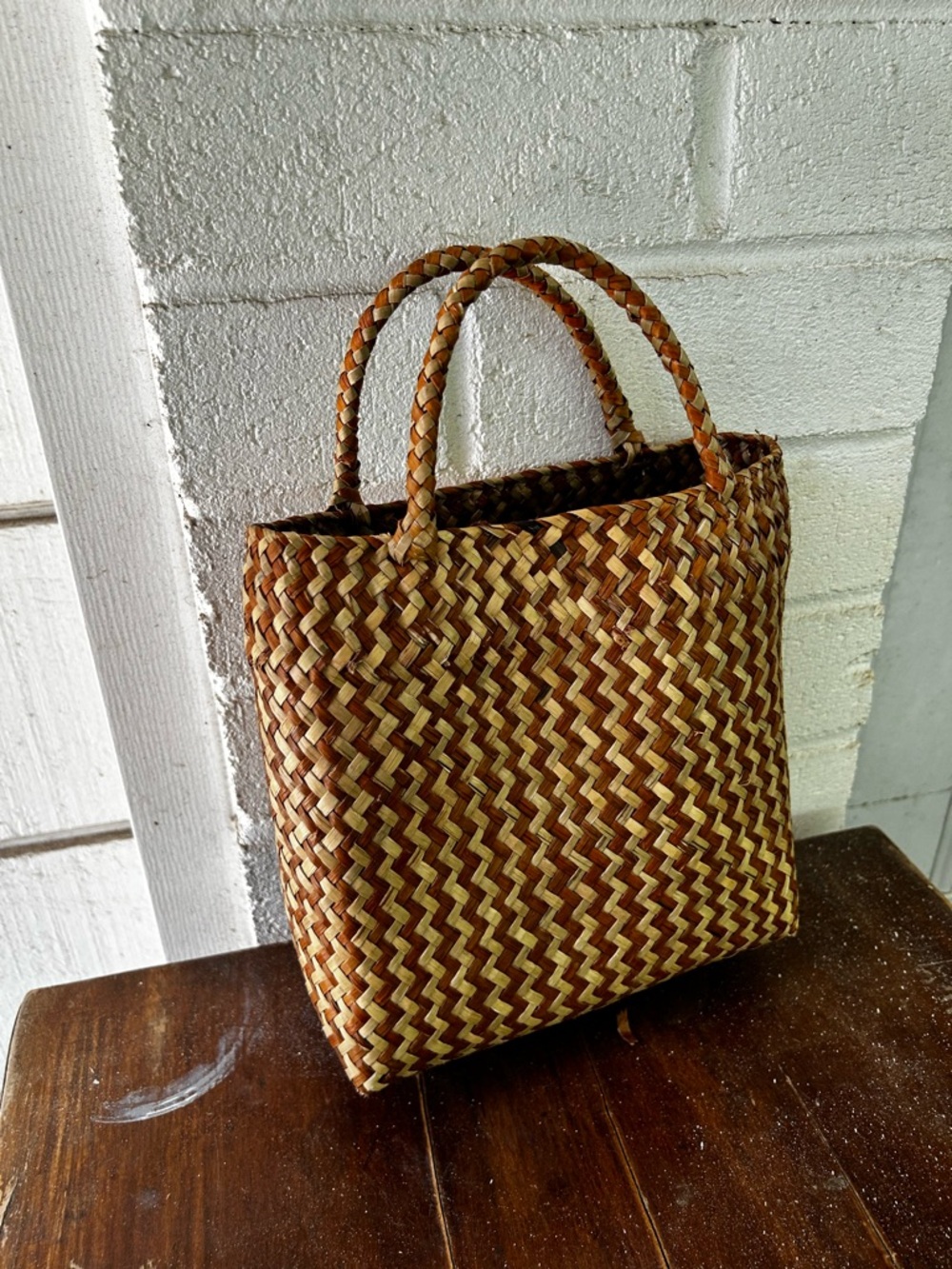 Hand Woven Straw Tote Bag in Natural Brown
